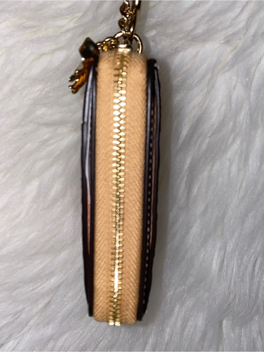 Zip Card Case In Signature Leather With Charm New Faded Blush